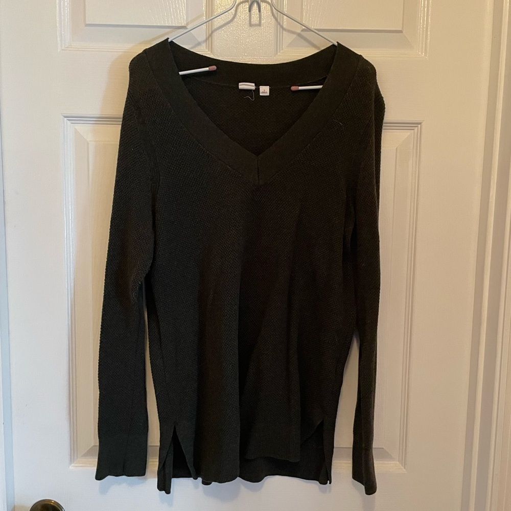 V-neck Sweater